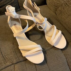 Didifu Shoes Cream Neutral Wedding Bridesmaid High Heels Sandals Size 11 New